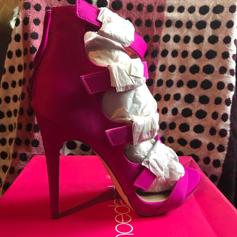 Shoedazzle Cait Buckled Strap Heeled Sandal
